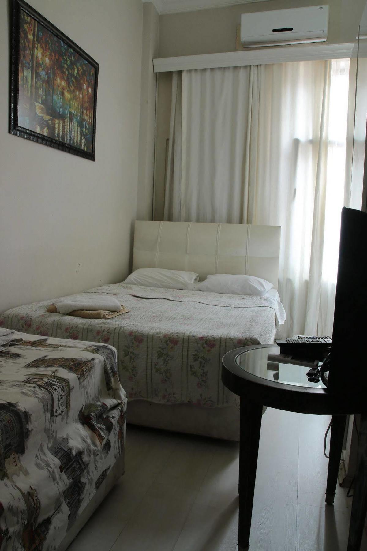 Eagles Budget Home İstanbul Dış mekan fotoğraf