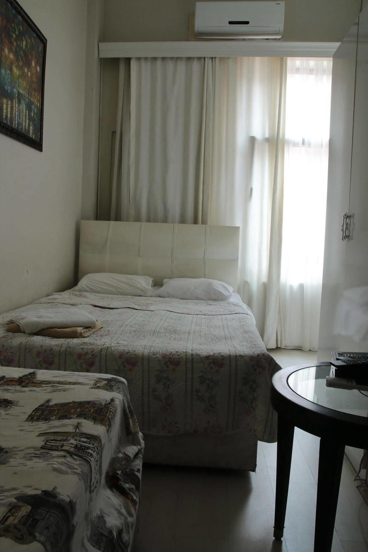 Eagles Budget Home İstanbul Dış mekan fotoğraf